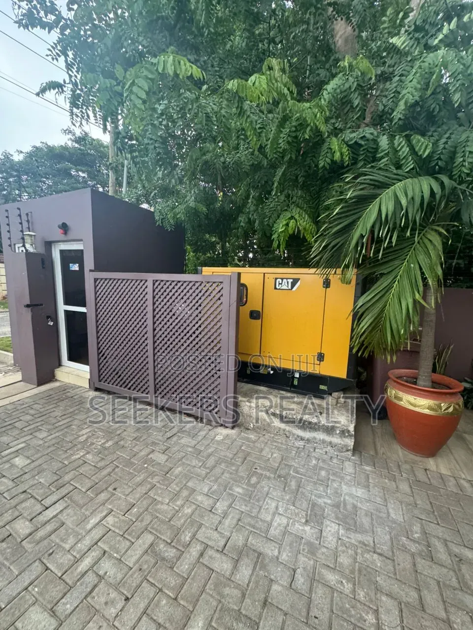 4bdrm Townhouse / Terrace in Seekers Realty, Airport Residential Area in Airport Residential Area