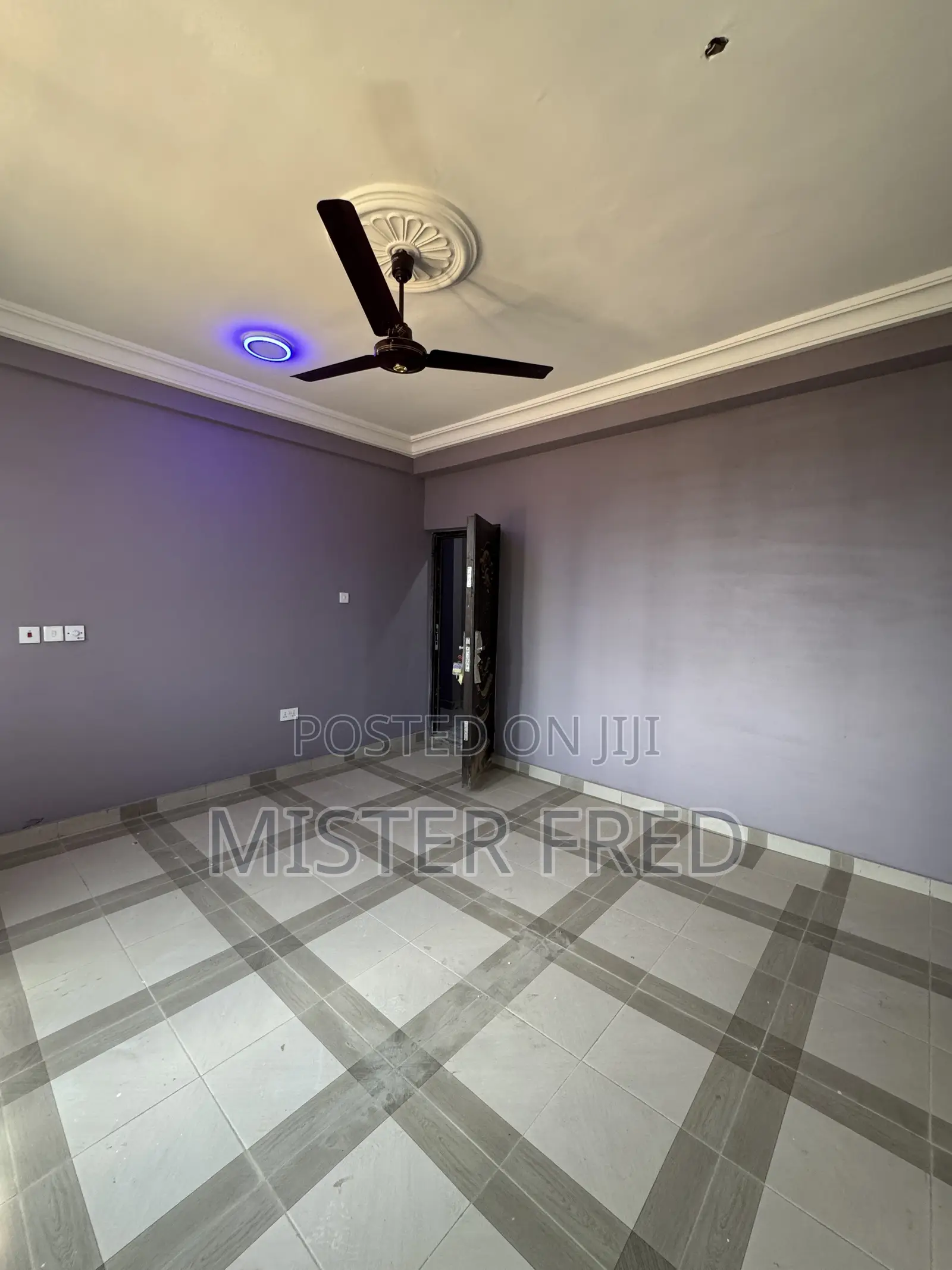 2bdrm Apartment in Broadcasting, Weija for rent in Weija