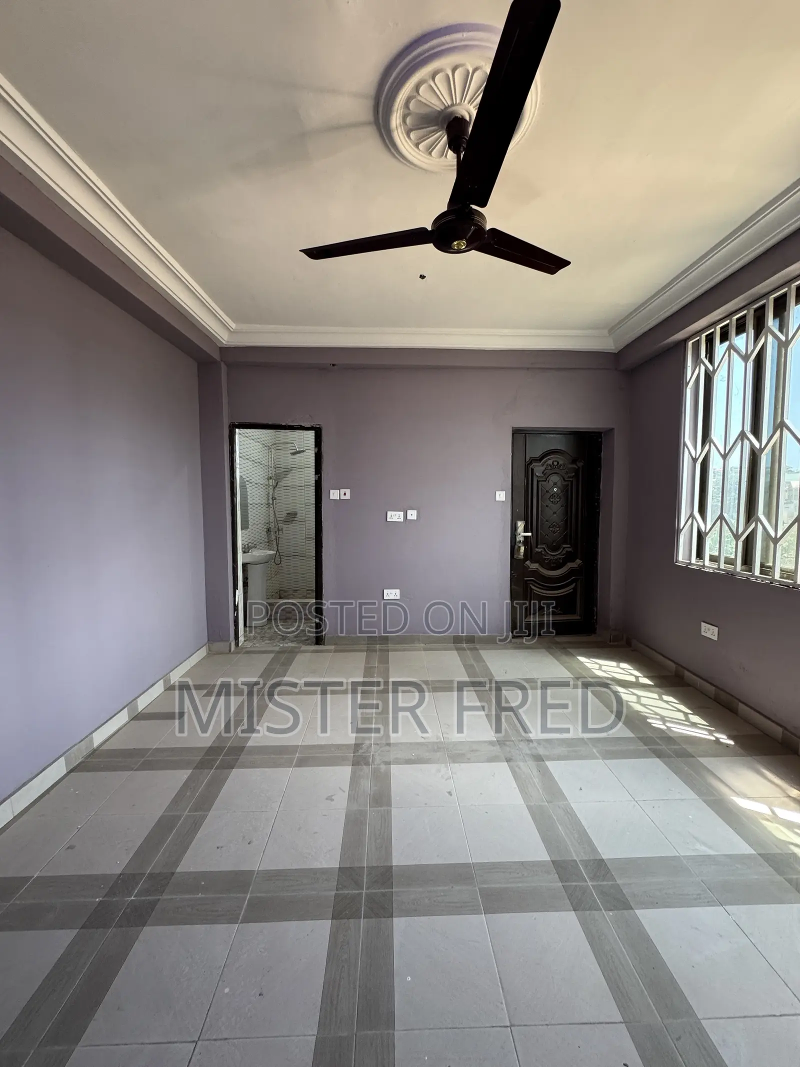 2bdrm Apartment in Broadcasting, Weija for rent in Weija