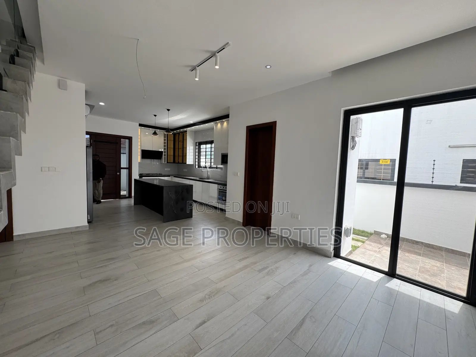2bdrm Duplex in Manet Junction for sale in Manet Junction