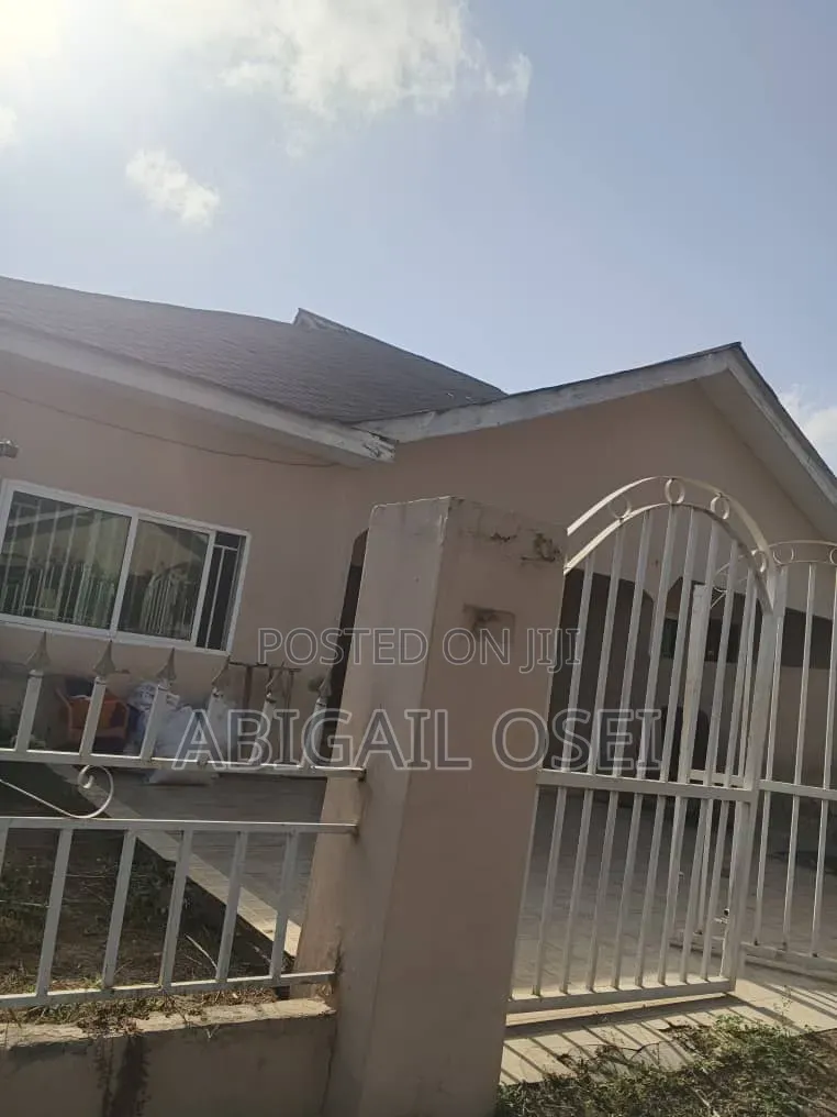 3bdrm House in Malejo, Accra Metropolitan for rent in Accra Metropolitan