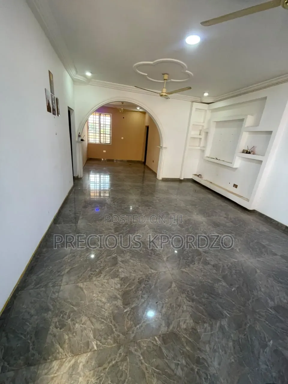 2bdrm Apartment in Ashiyie Adenta for rent in Adenta