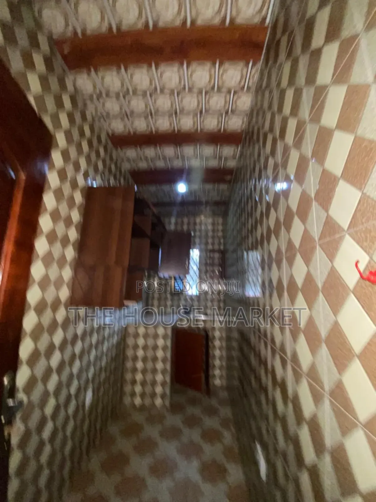 1bdrm House in New Road, Tarkwa Nsuaem for rent in Tarkwa Nsuaem