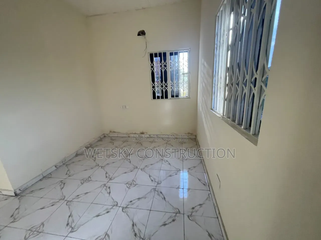 1bdrm Apartment in Awoshie Anyaa Market for rent in Market