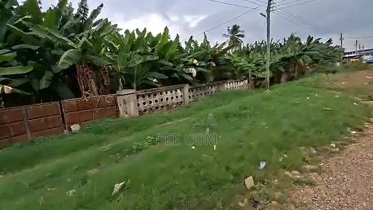 7 Plots of Land for Sale. 
Location- Dome Okoe/ Parakuo Estate. in Parakuo Estate