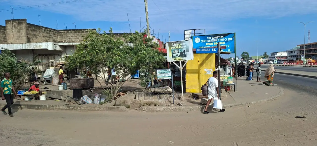 Freehold, Main Road Land for Sale
Location: Atico Junction. in Atico