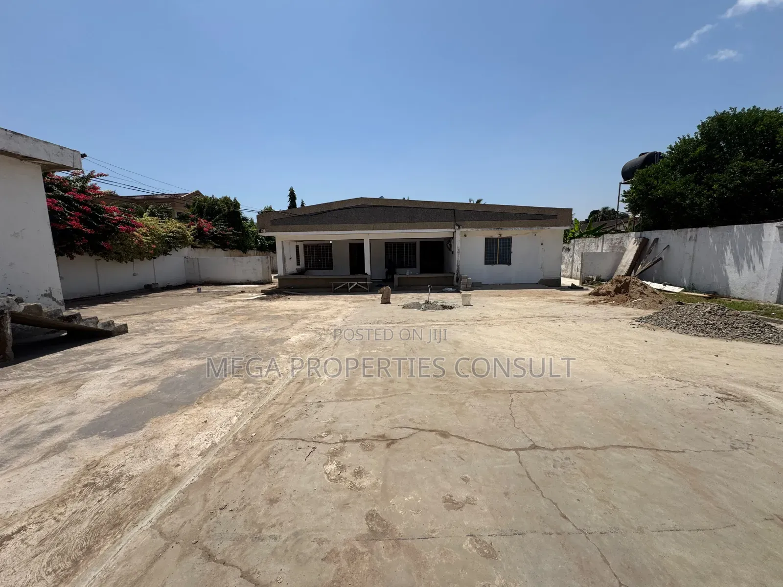 6bdrm House in Mile 7 for rent in Mile 7