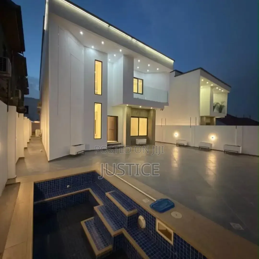 4bdrm House in Ashaley Botwe, School Junction for rent in School Junction