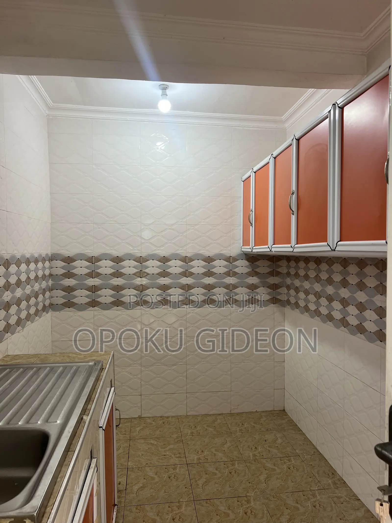 1bdrm Room & Parlour in Curve Kfc, Ablekuma for rent in Ablekuma