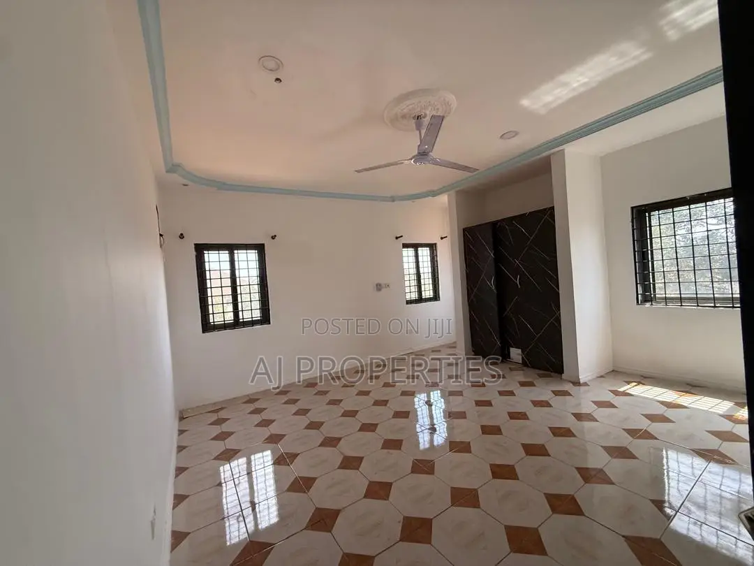 2bdrm Apartment in New Legon for rent in New Legon