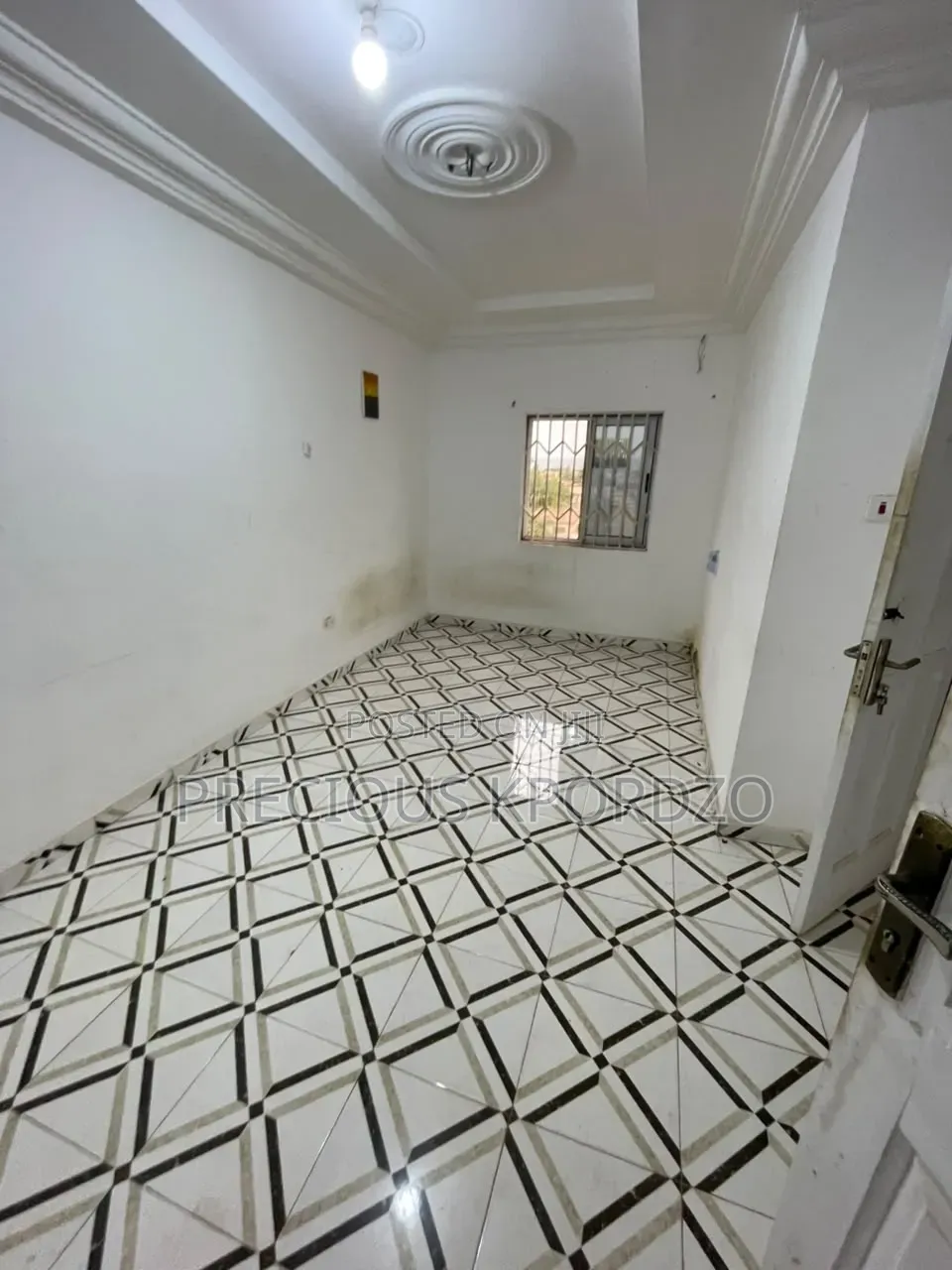 1bdrm Apartment in Commandos Adenta for rent in Adenta