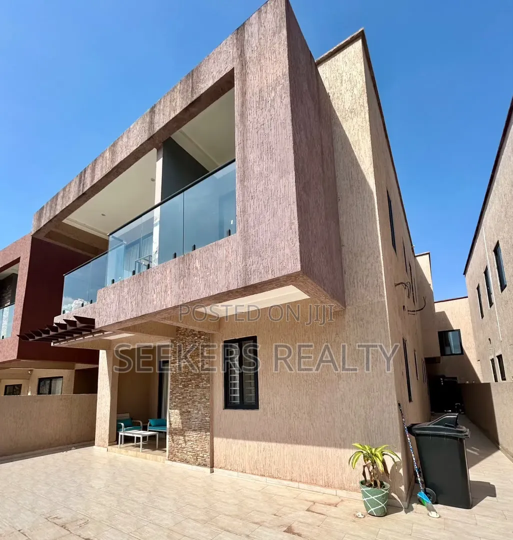 4bdrm House in Seekers Realty, Ghana Flag for rent in Ghana Flag