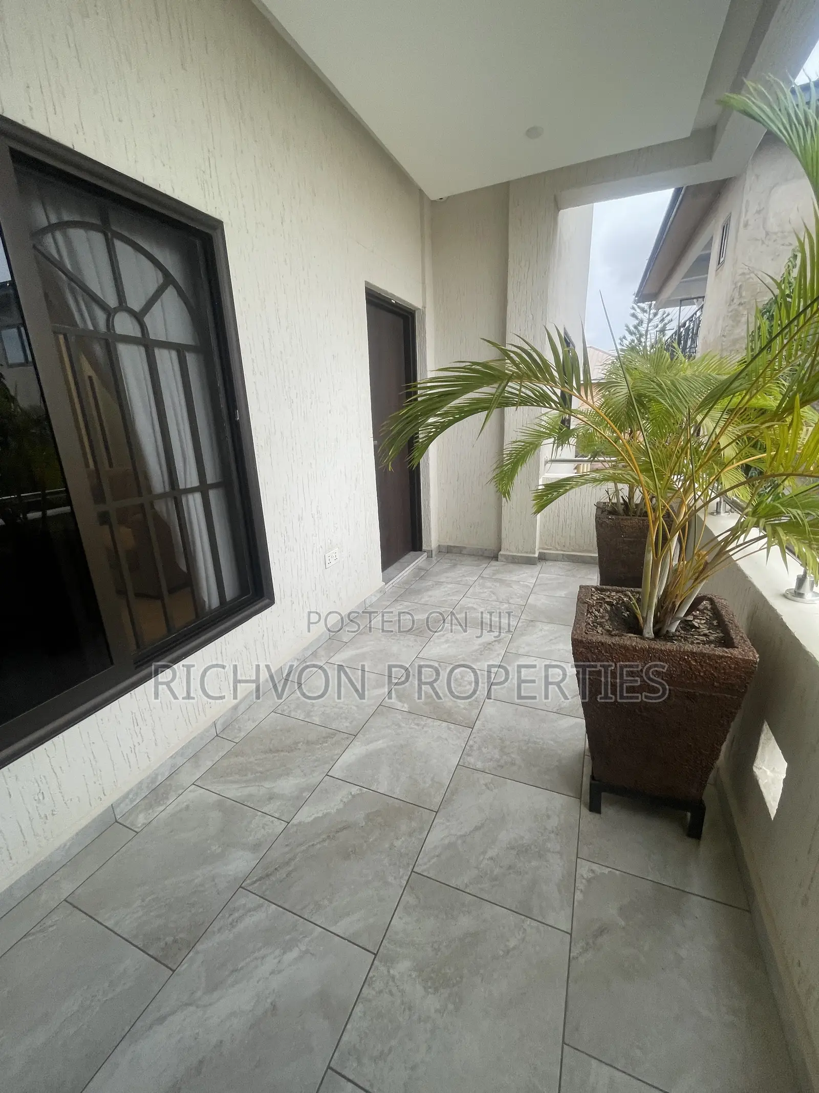 Furnished 3bdrm Apartment in Richvon, Baatsona Total for rent in Baatsona Total