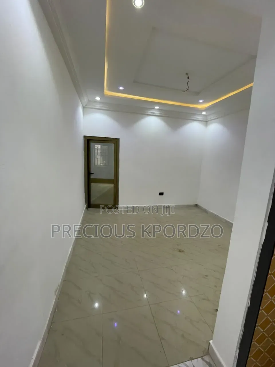 1bdrm Room & Parlour in Lakeside Estate for rent in Lake Side Estate