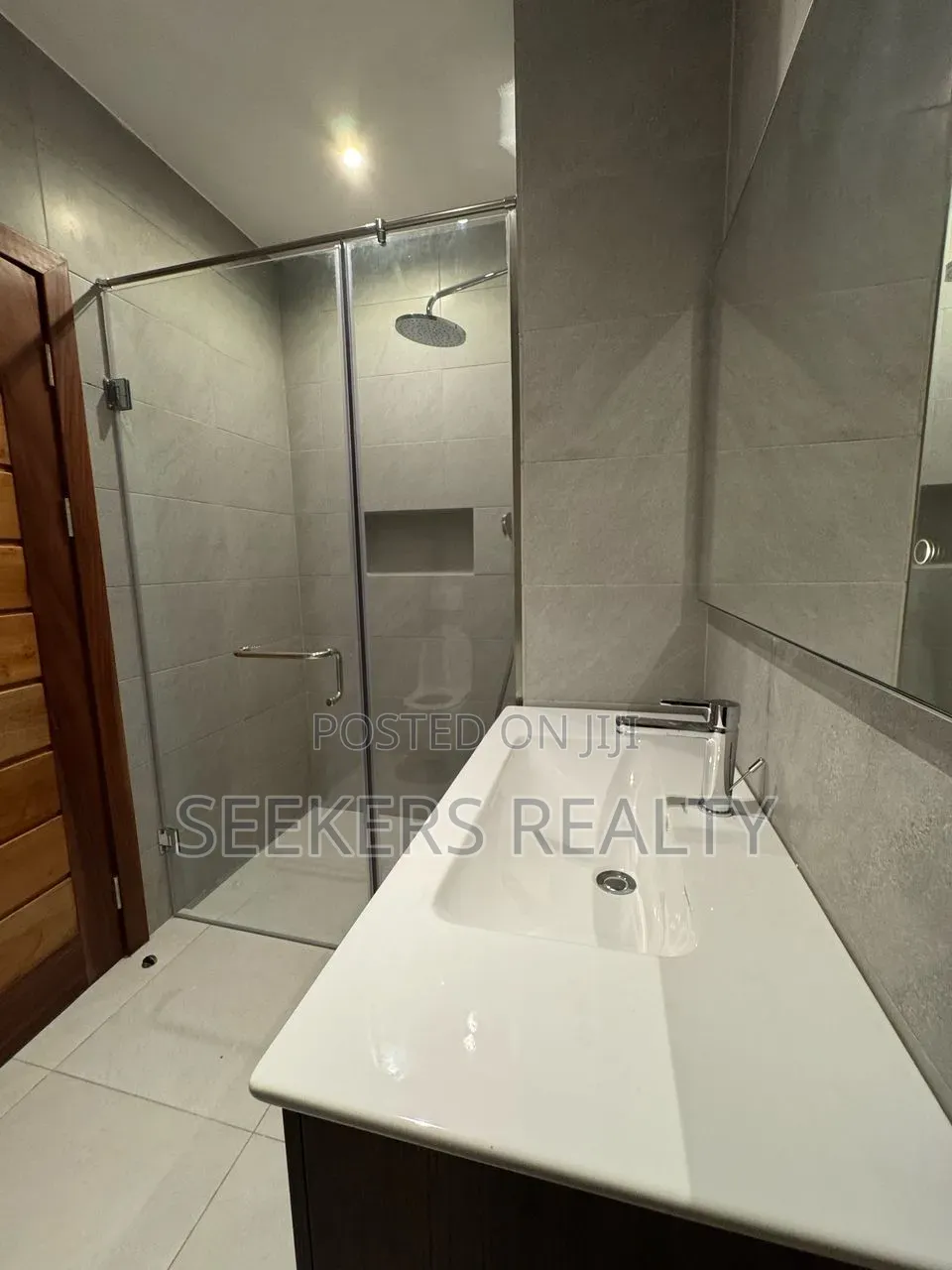 Furnished 3bdrm Townhouse / Terrace in Seekers Realty, US Embassy Area in US Embassy Area