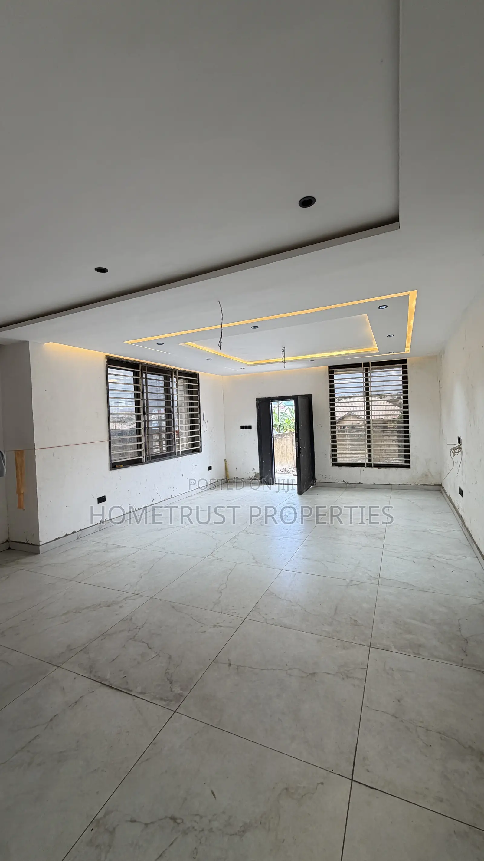 3bdrm Duplex in Kwabenya Franco for sale in Kwabenya