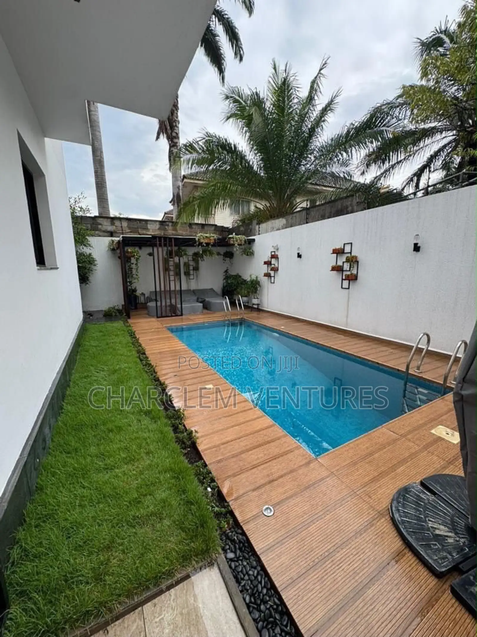 5bdrm Villa in Charclem Ventures, Cantonments for rent in Cantonments