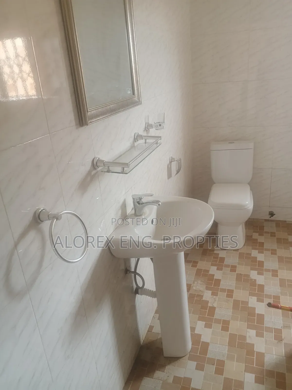 3bdrm Duplex in Executive, Ghana Flag for rent in Ghana Flag