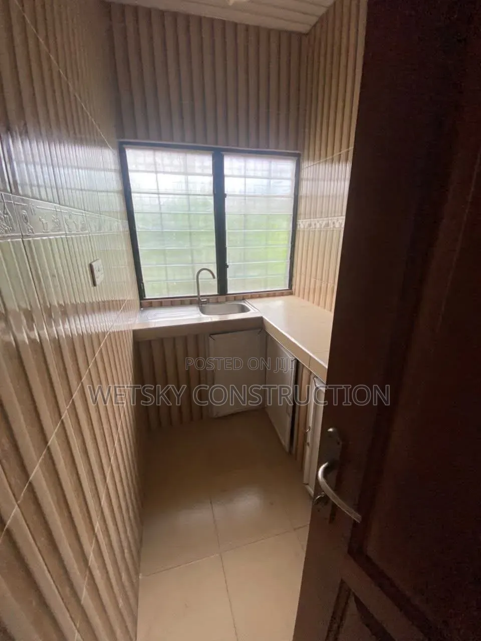 1bdrm Apartment in Awoshie- Fanmilk for rent in Fan Milk