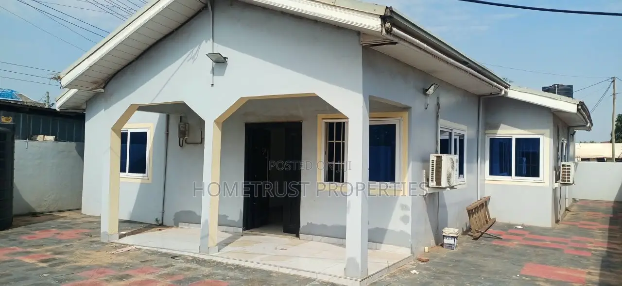 3bdrm House in Achimota Tantra, Mile 7 for rent in Mile 7