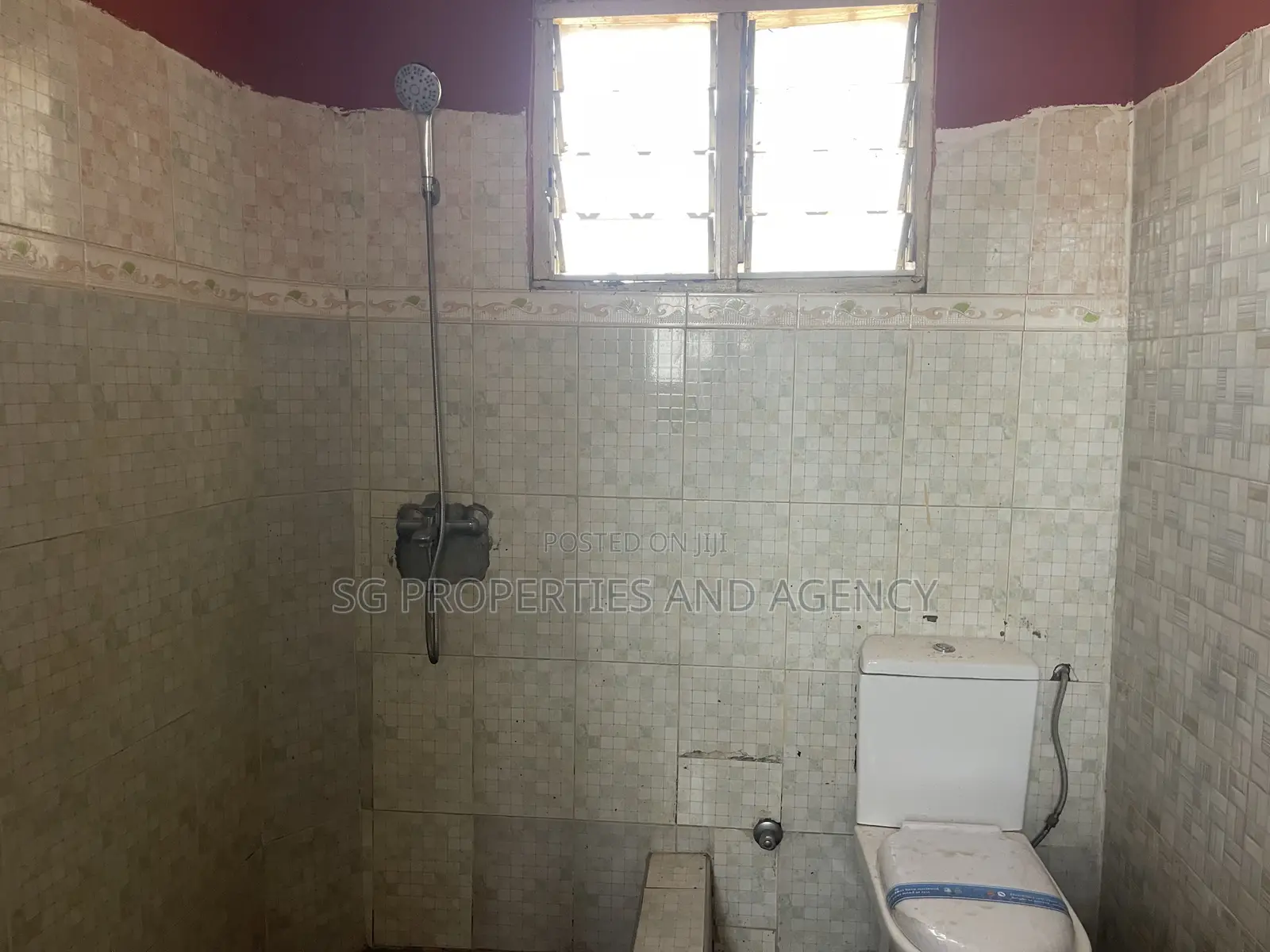 1bdrm Apartment in Batsonaa, Baatsona Total for rent in Baatsona Total