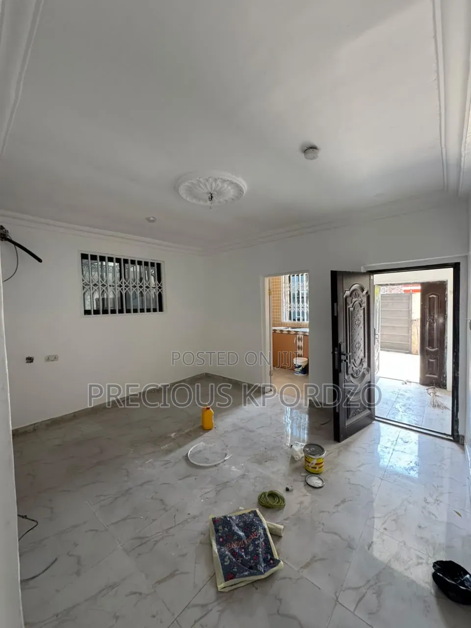 1bdrm Room & Parlour in Lakeside Estate for rent in Lake Side Estate