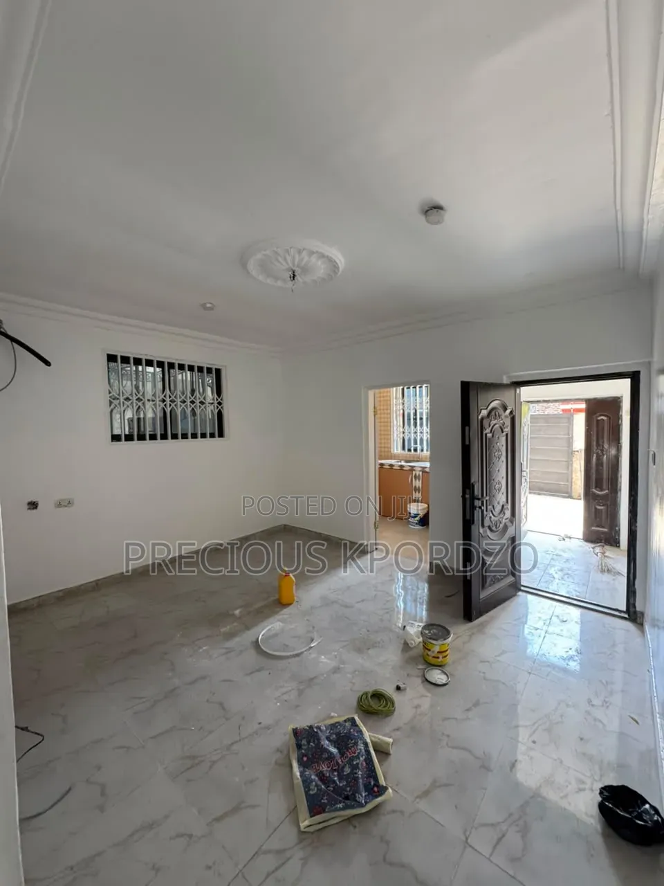 1bdrm Room & Parlour in Lakeside Estate for rent in Lake Side Estate