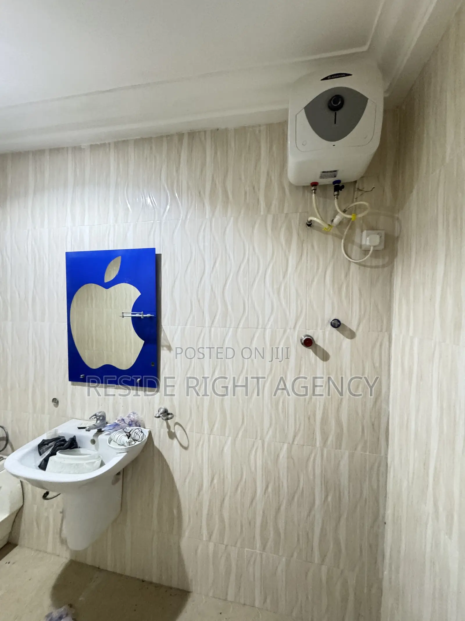 2bdrm Apartment in Resideright, Pokuase for rent in Pokuase