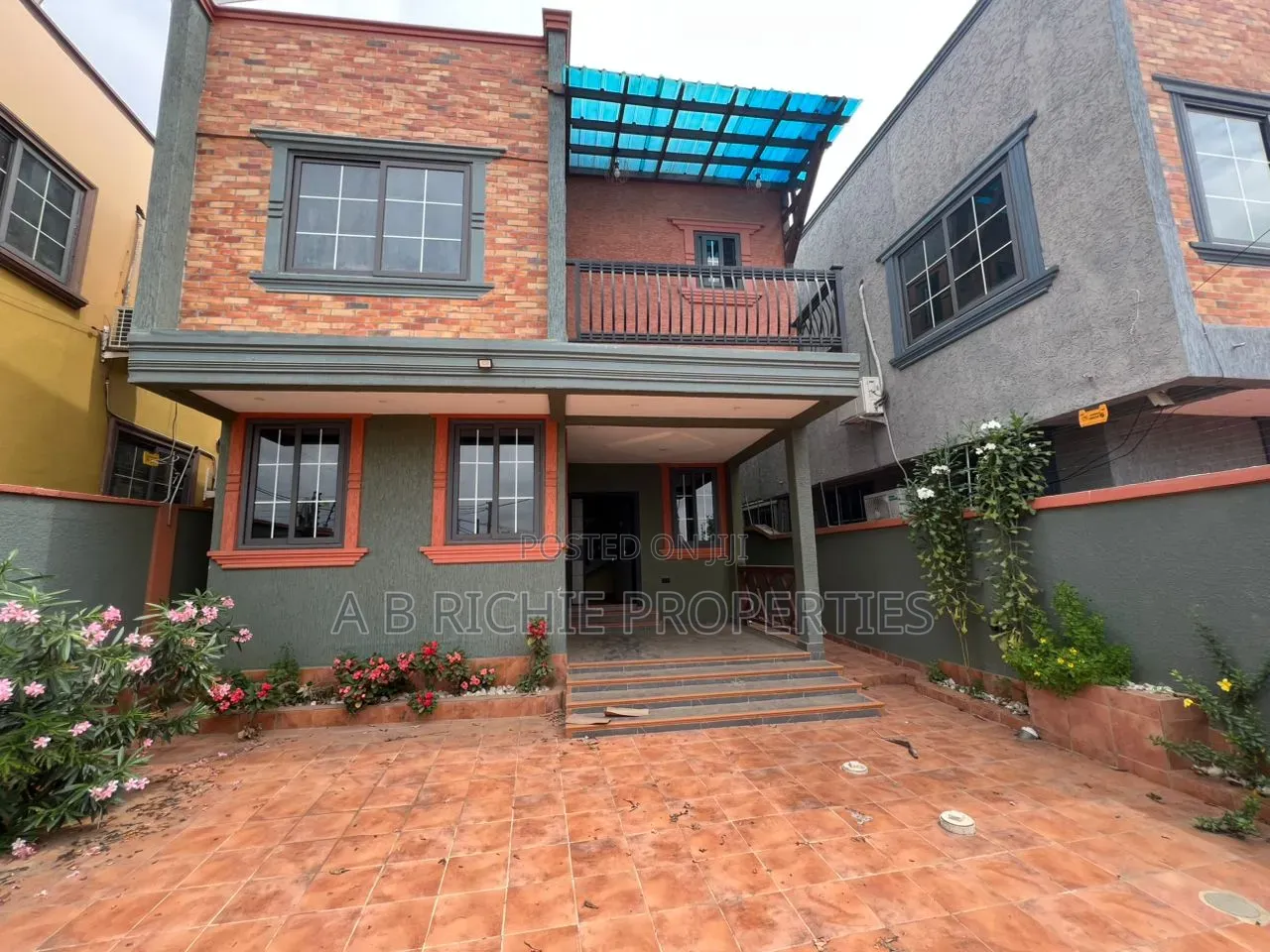 3bdrm House in Ab Richie Properties, School Area for rent in School Area