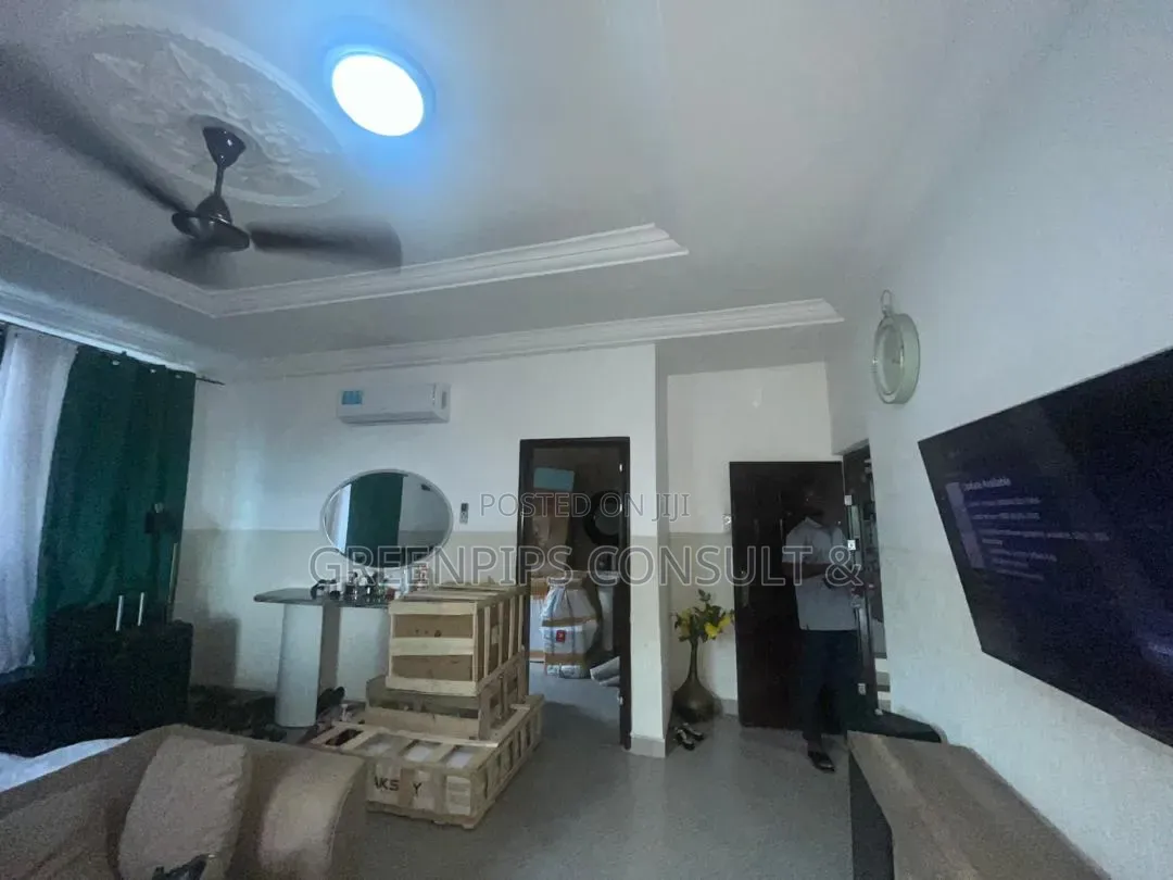 Furnished 6bdrm House in Kotwi, Kumasi Metropolitan for sale in Kumasi Metropolitan