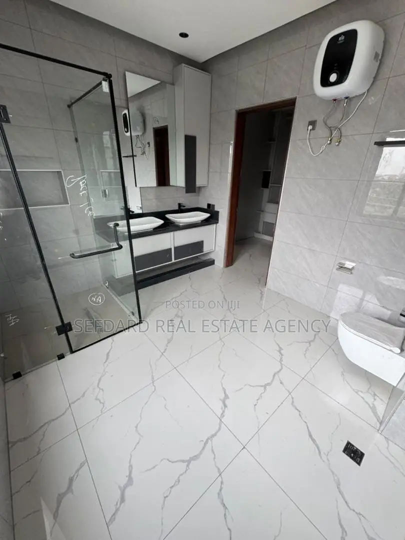 4bdrm House in Sefdard Properties, East Legon for sale in East Legon