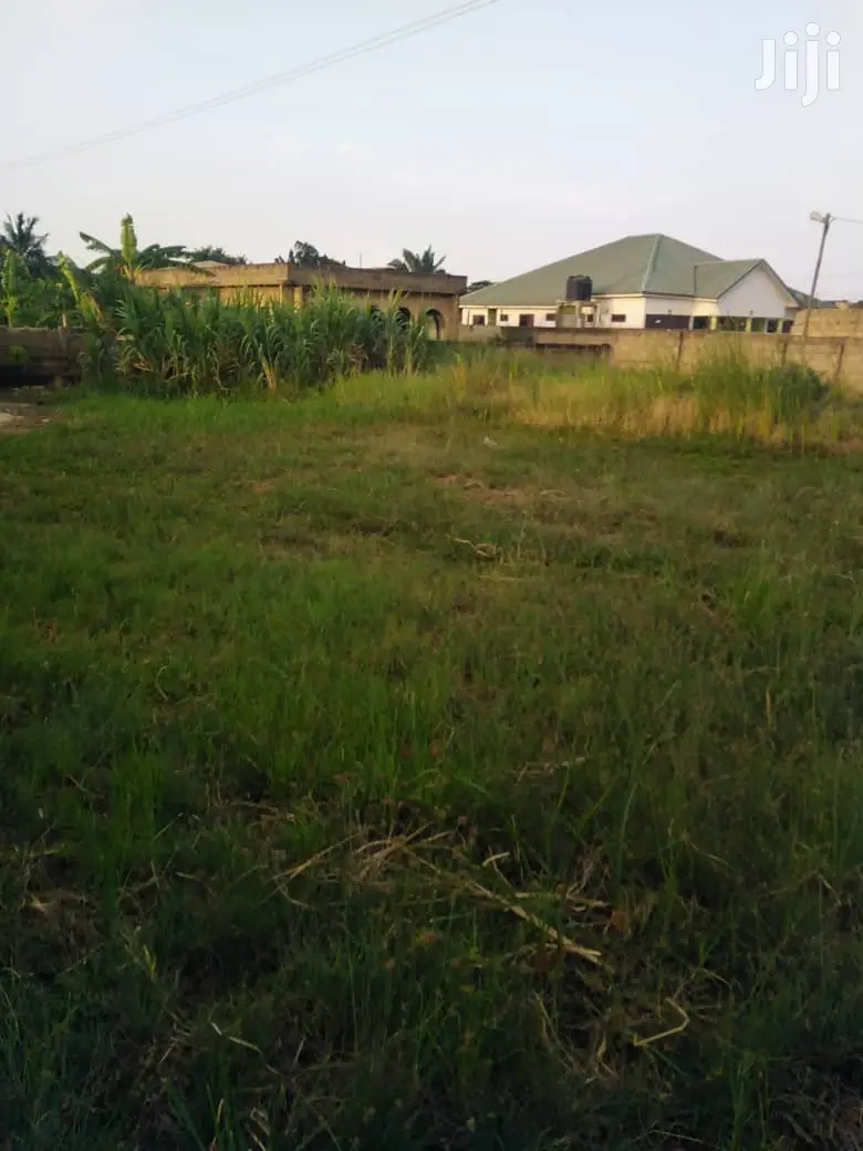 Neat Land at Pillar 2 for Sale at 350,000 Is Nigotable in Ga East Municipal