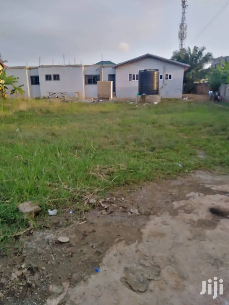 Neat Land at Pillar 2 for Sale at 350,000 Is Nigotable in Ga East Municipal