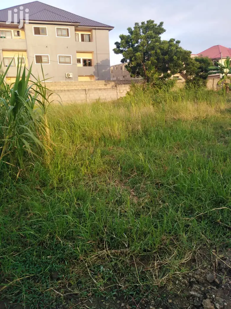 Neat Land at Pillar 2 for Sale at 350,000 Is Nigotable in Ga East Municipal
