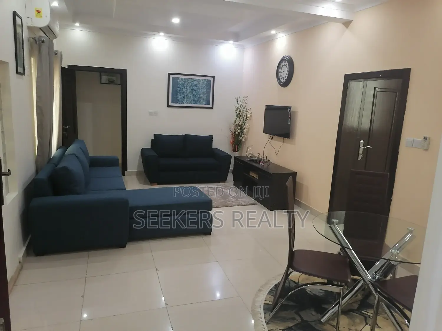 Furnished 2bdrm Block of Flats in Seekers Realty, Coffee Shop Area in Coffee Shop Area