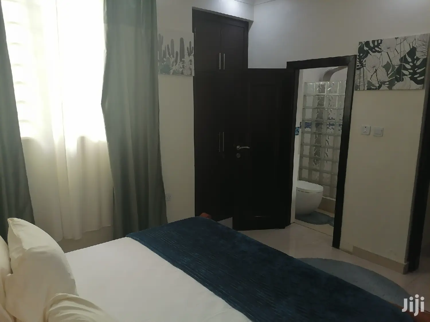 Furnished 2bdrm Block of Flats in Seekers Realty, Coffee Shop Area in Coffee Shop Area