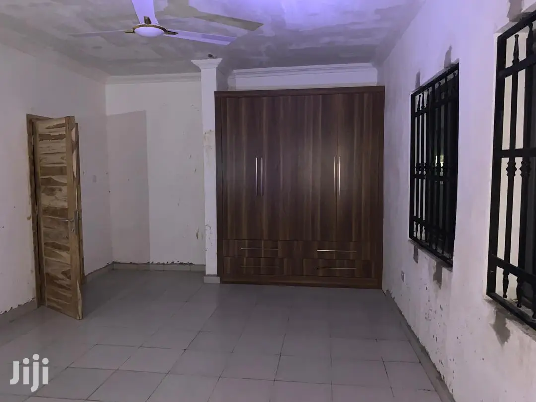 2bdrm Apartment in Kotobabi for rent in Kotobabi