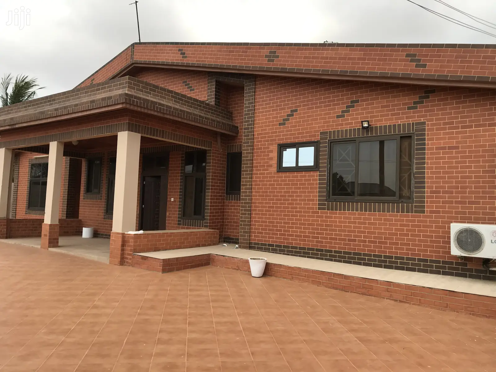4 Bedrooms House For Rent in Tema Metropolitan